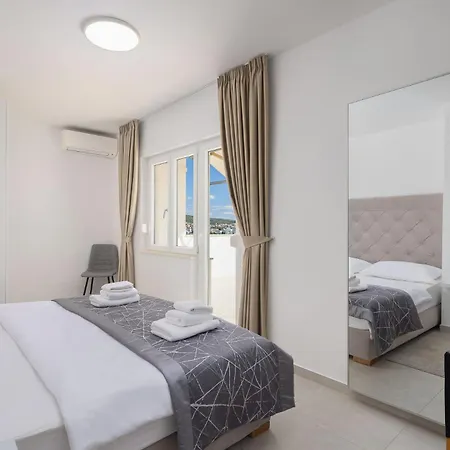 Apartament Marica *
