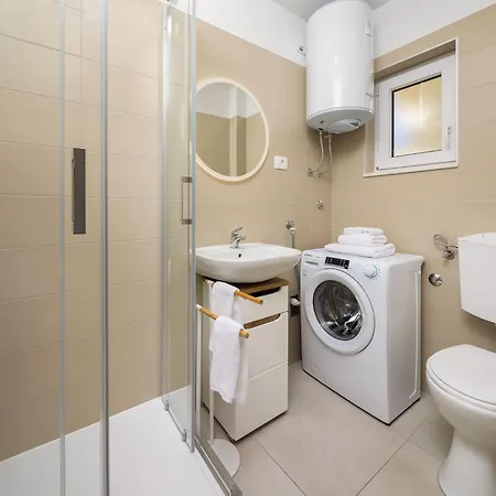 Marica トロギール